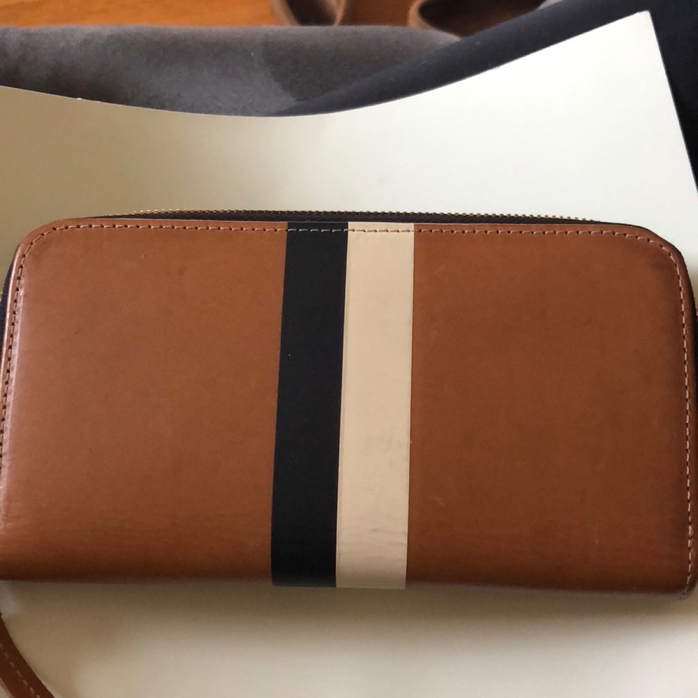 Clare V Wallet